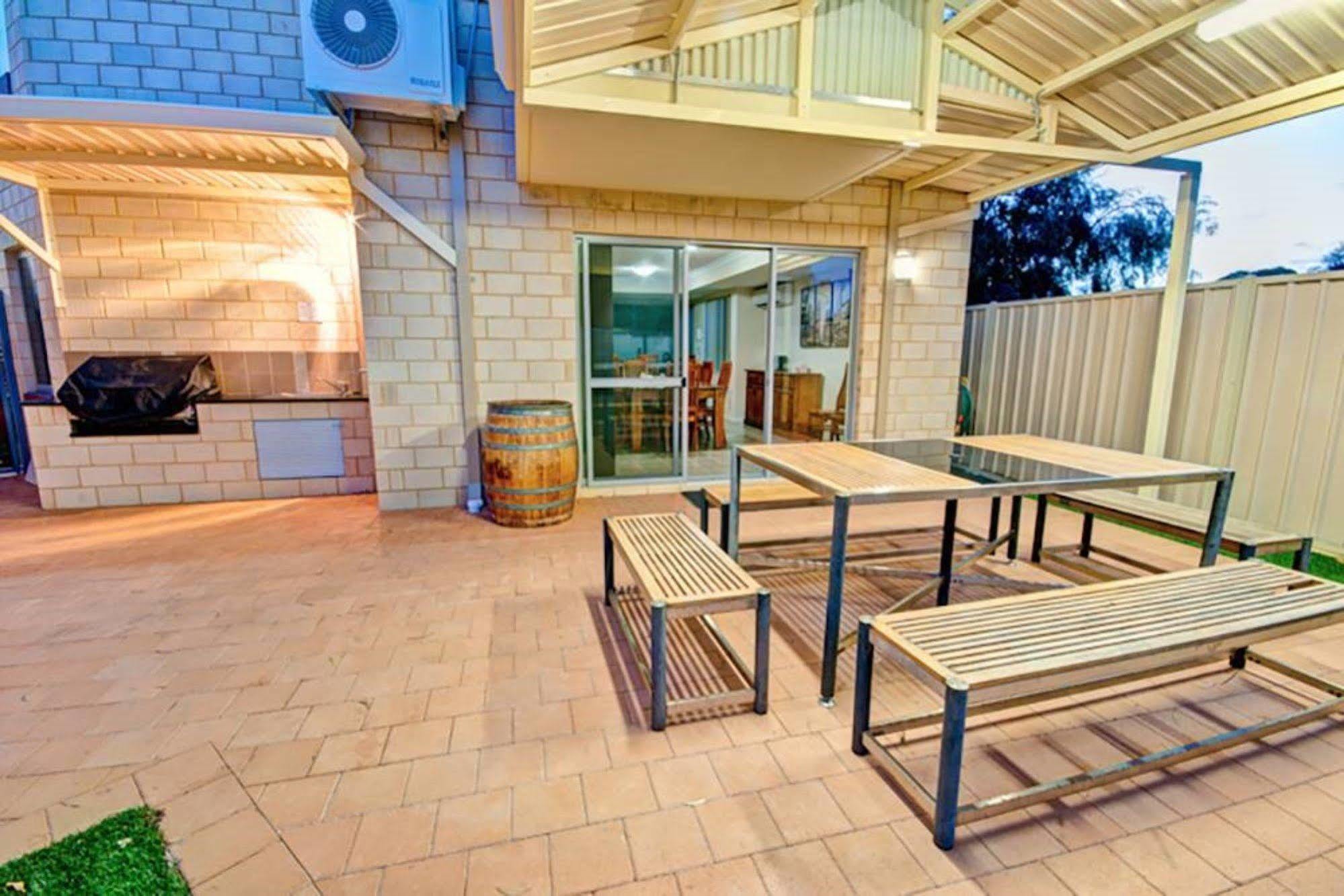 מנדורה Serenity On The Terrace מראה חיצוני תמונה